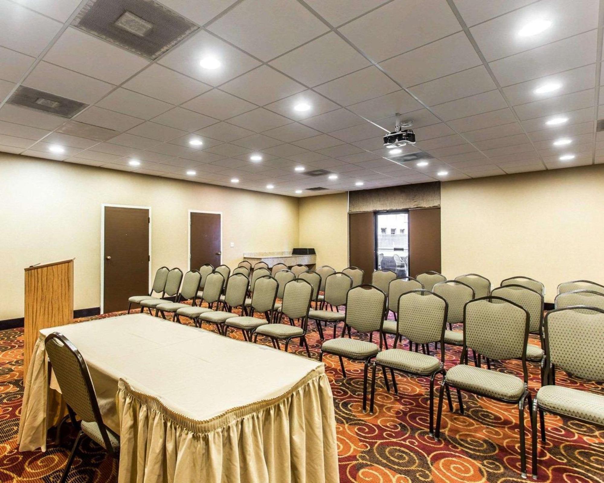 Quality Suites Hickory South Екстер'єр фото