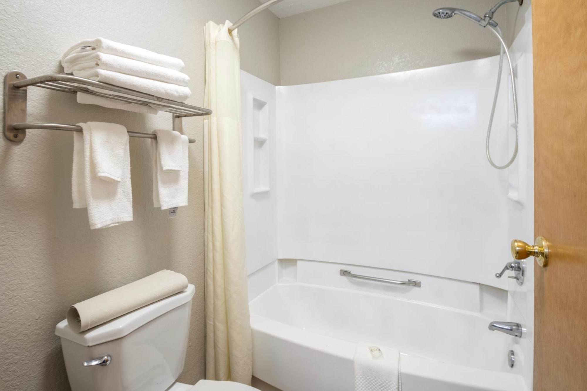 Quality Suites Hickory South Екстер'єр фото