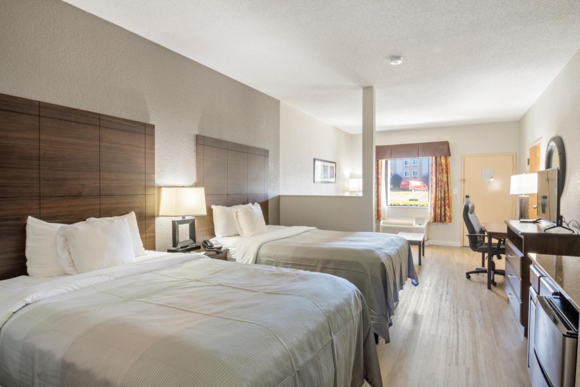 Quality Suites Hickory South Екстер'єр фото