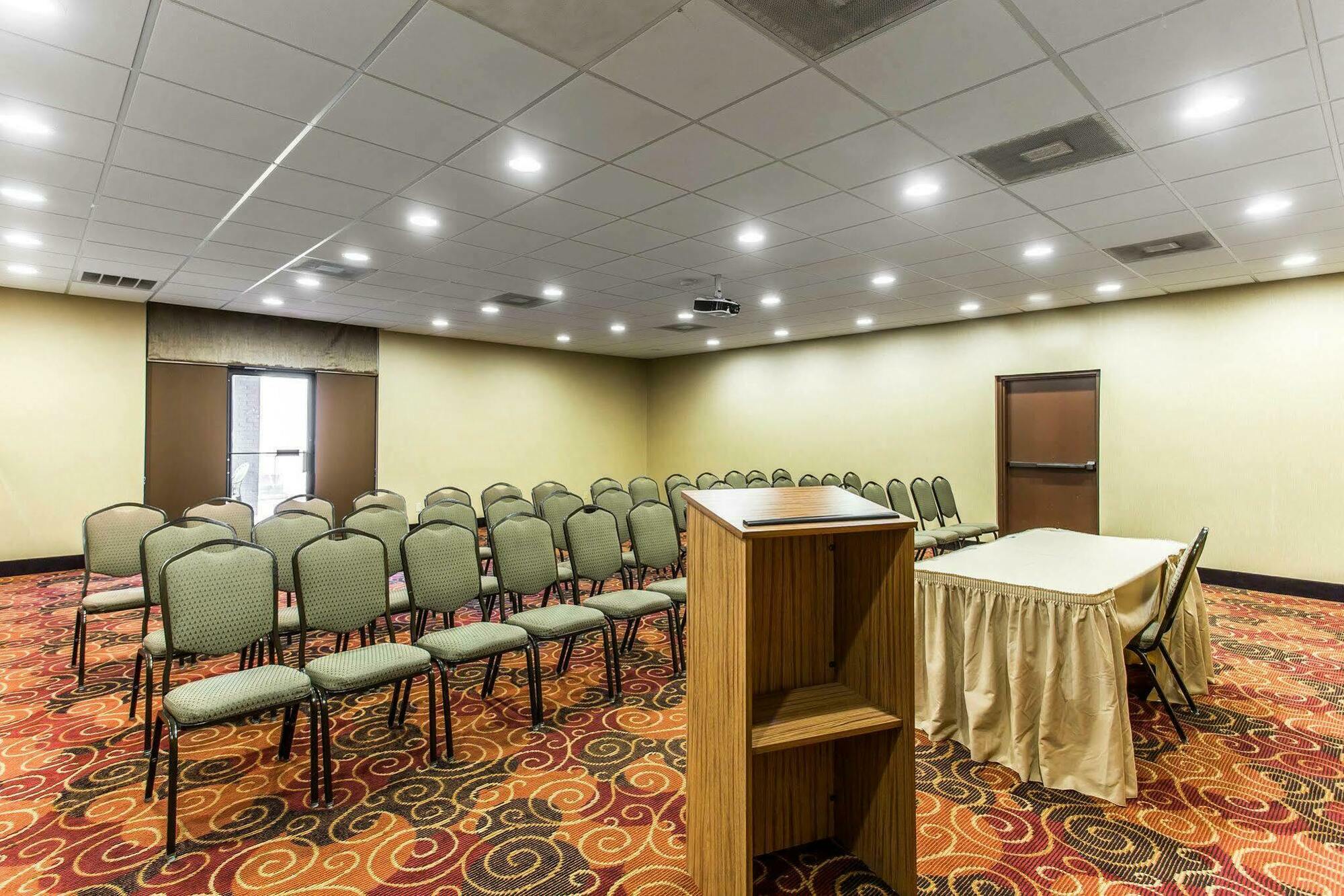Quality Suites Hickory South Екстер'єр фото